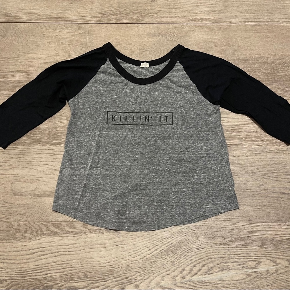 Brandy Melville Killin’ It Mid-Sleeve Top
